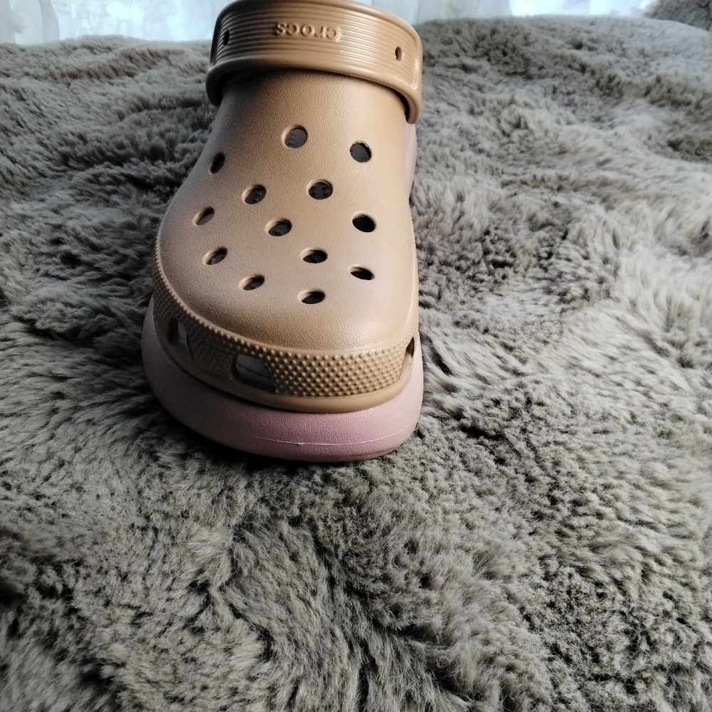 NWT.‎ Classic Crush Clog Shoes Cork/ Dip. 8 - Picture 2 of 5